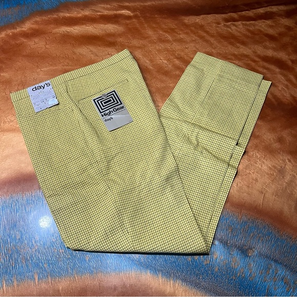 Vintage Collectors DAY'S SPORTSWEAR 29x29 Cuffed Pants Slacks Yellow Plaid Nos